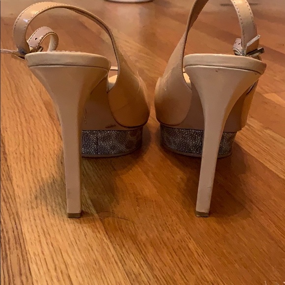 Vince Camuto stilettos - Picture 3 of 6